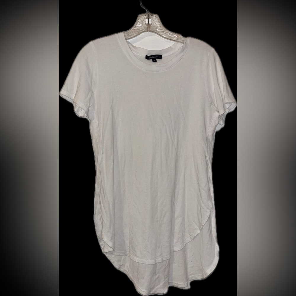 Ambiance White Short Sleeve Tee extended length nwot side slits super sexy